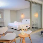 9 Boutique * Alaçatı